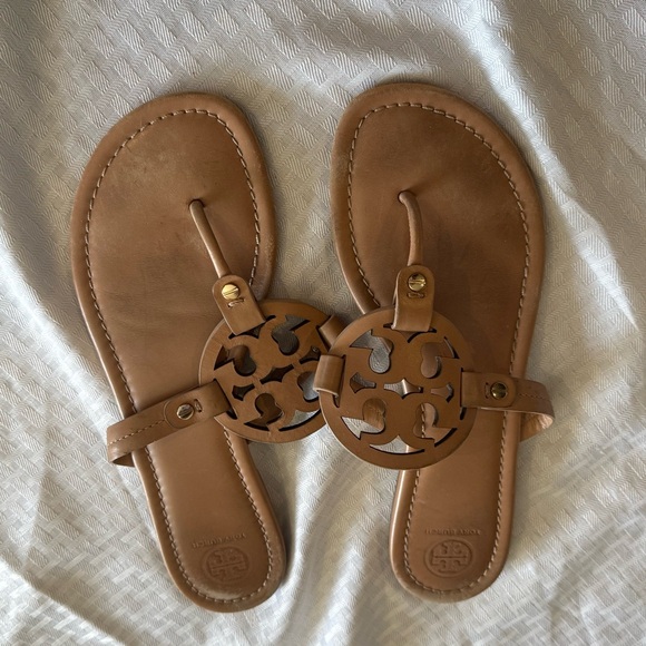 Tory Burch Miller Tory Burch flip flop sandals size 10M  brown leather - Picture 2 of 8
